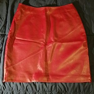 Wilsons Pelle Studio red leather skirt
